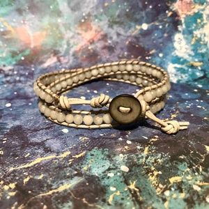 White Agate Grey Leather Bracelet